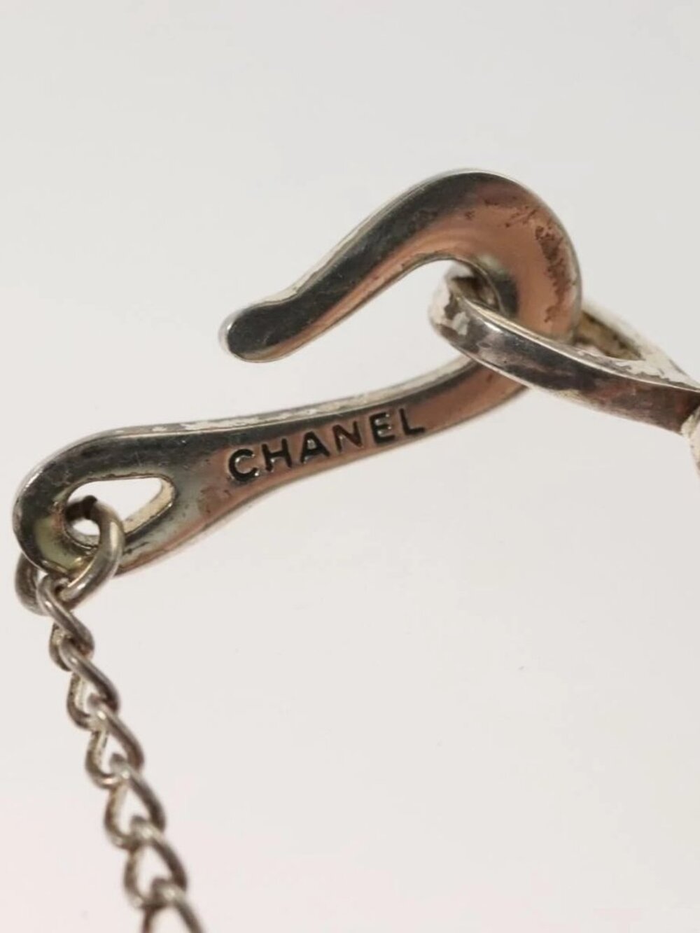 CHANEL Clover Necklace metal Silver CC - Picture 9 of 16
